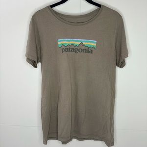 Patagonia men’s  Pastel P-6 Logo Organic Crew T-Shirt Size M